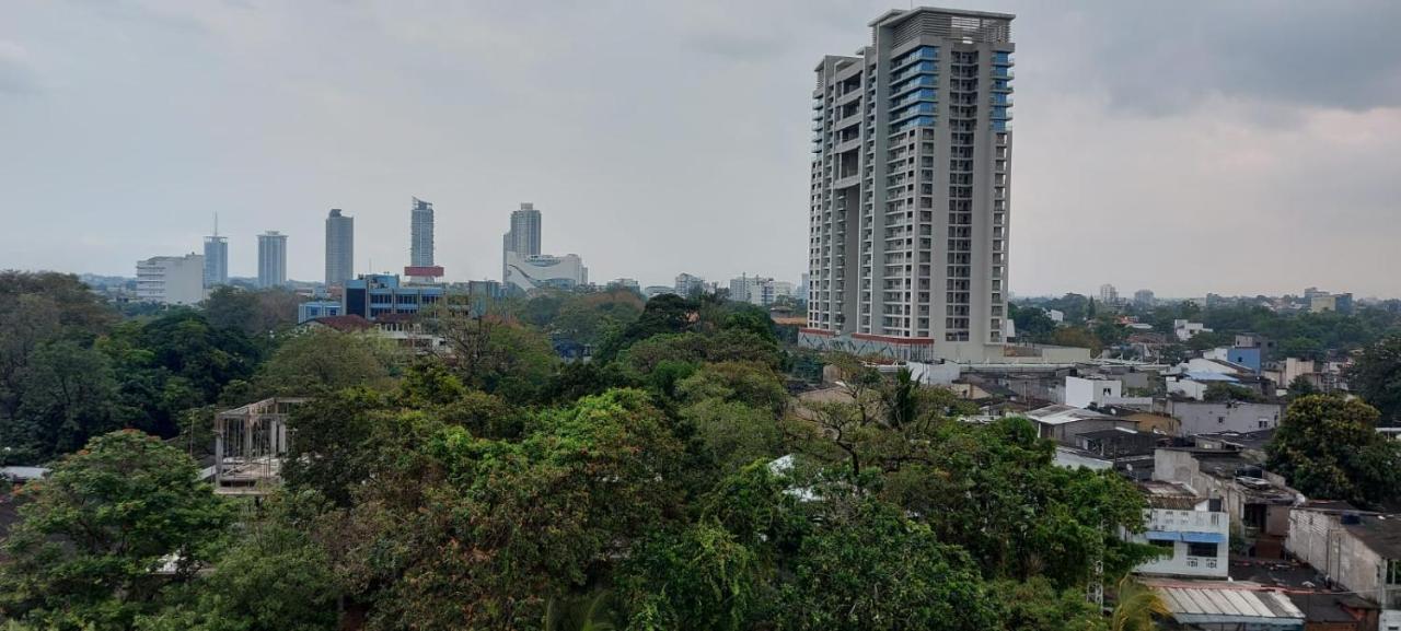 Jays Guest - Rajagiriya Colombo Hotel Ngoại thất bức ảnh